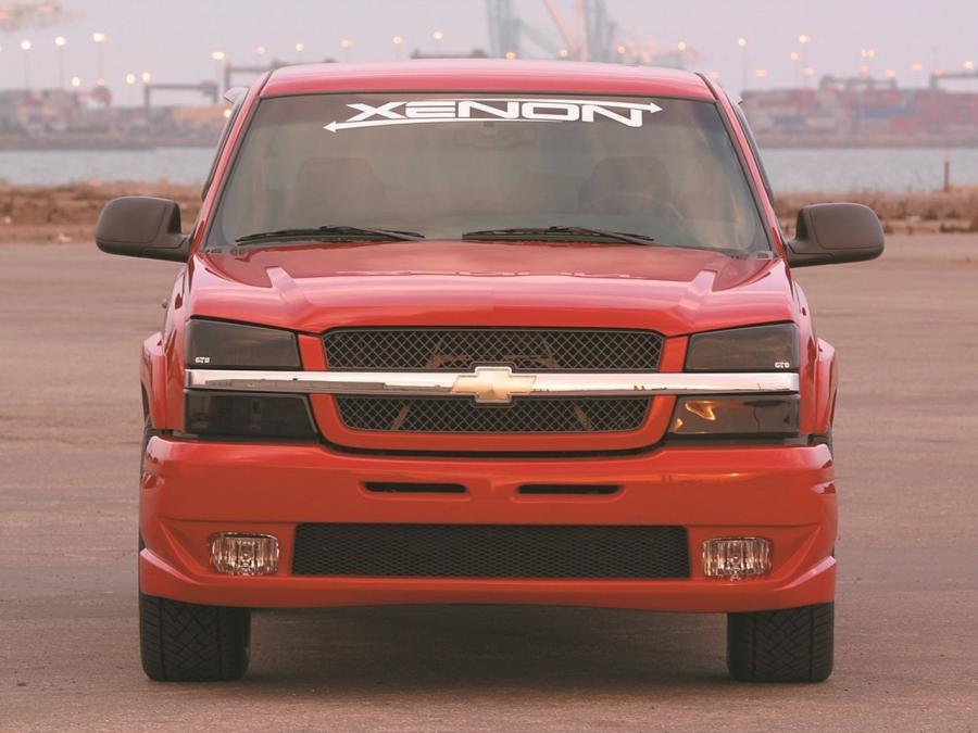  Chevrolet Silverado Extended Cab by Xenon 2002 года  (фото 2 из 2)